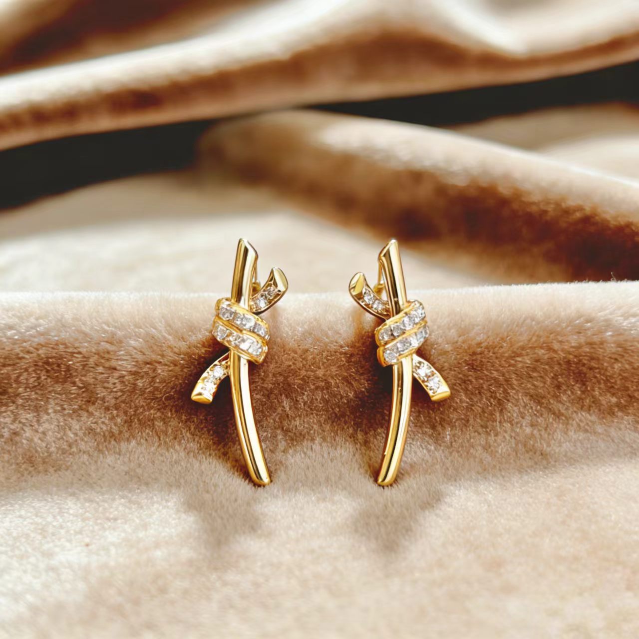 Hitches Butterfly Light Luxury Gold Fashion Rings