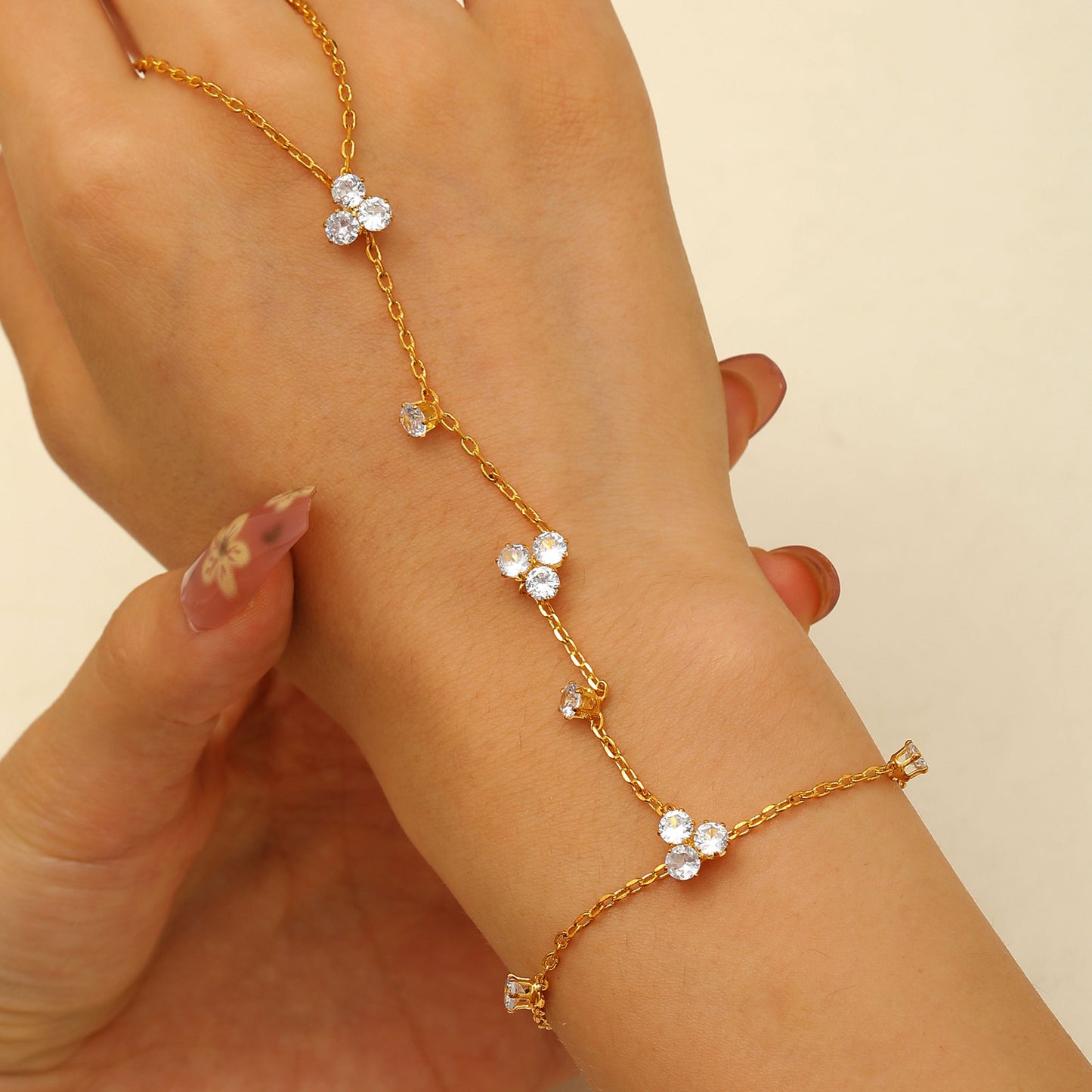 Butterfly Love Pearl Finger Hip Hop Exaggerated Bracelets