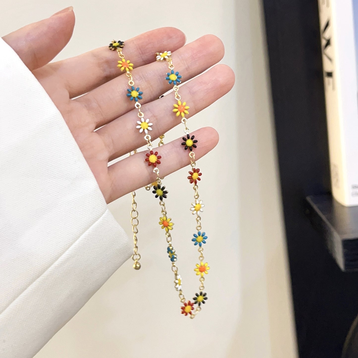 Women's Colorful Niche Fresh Daisy Flower Style Color Necklace