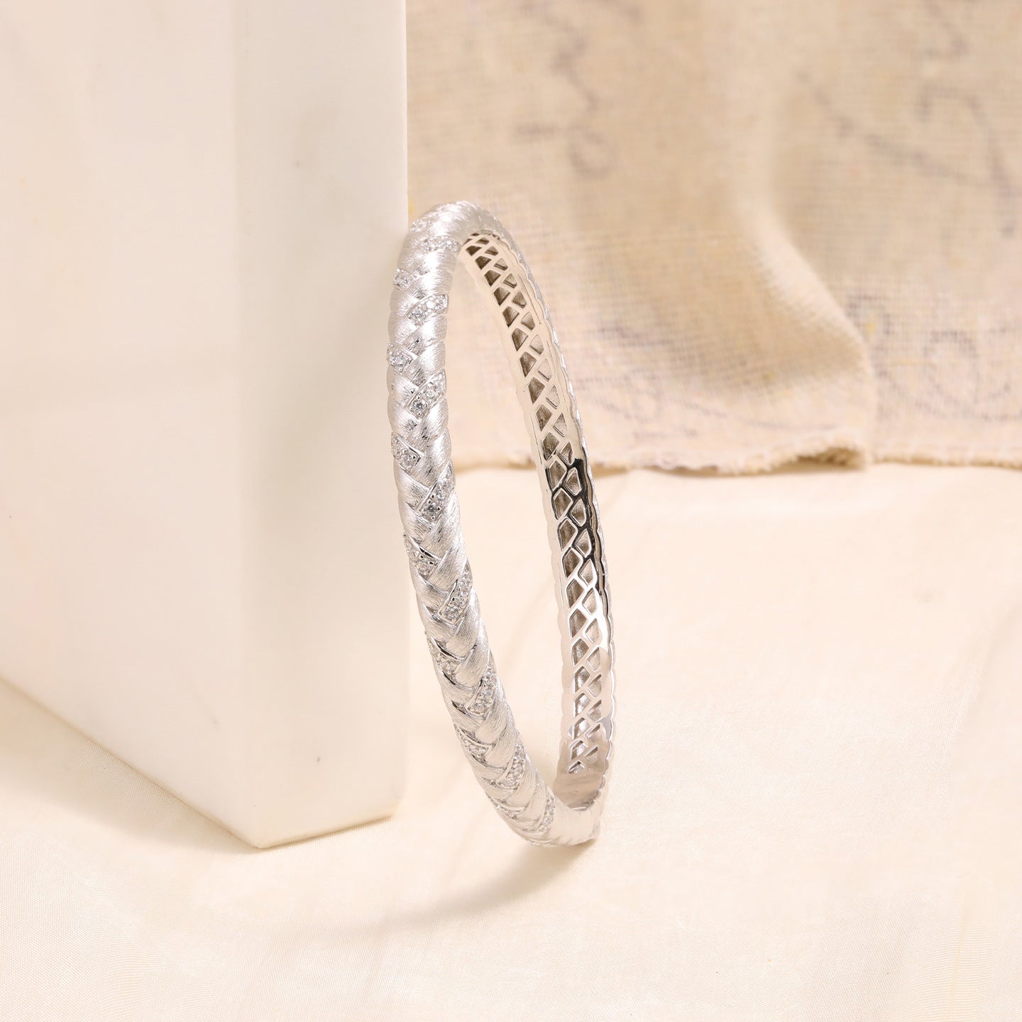 Female Wheat Rhinestone Retro Affordable Luxury Bracelets