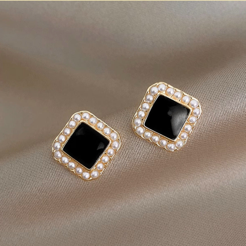 Pearl Classic Style Square Simple Temperamental Earrings