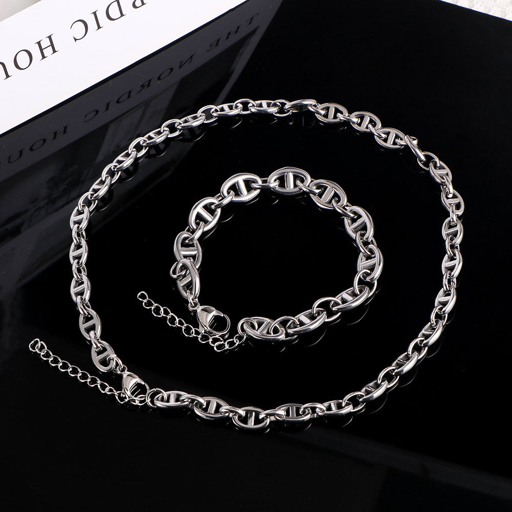 Stainless Steel Pig Nose Female Hollow Bracelets