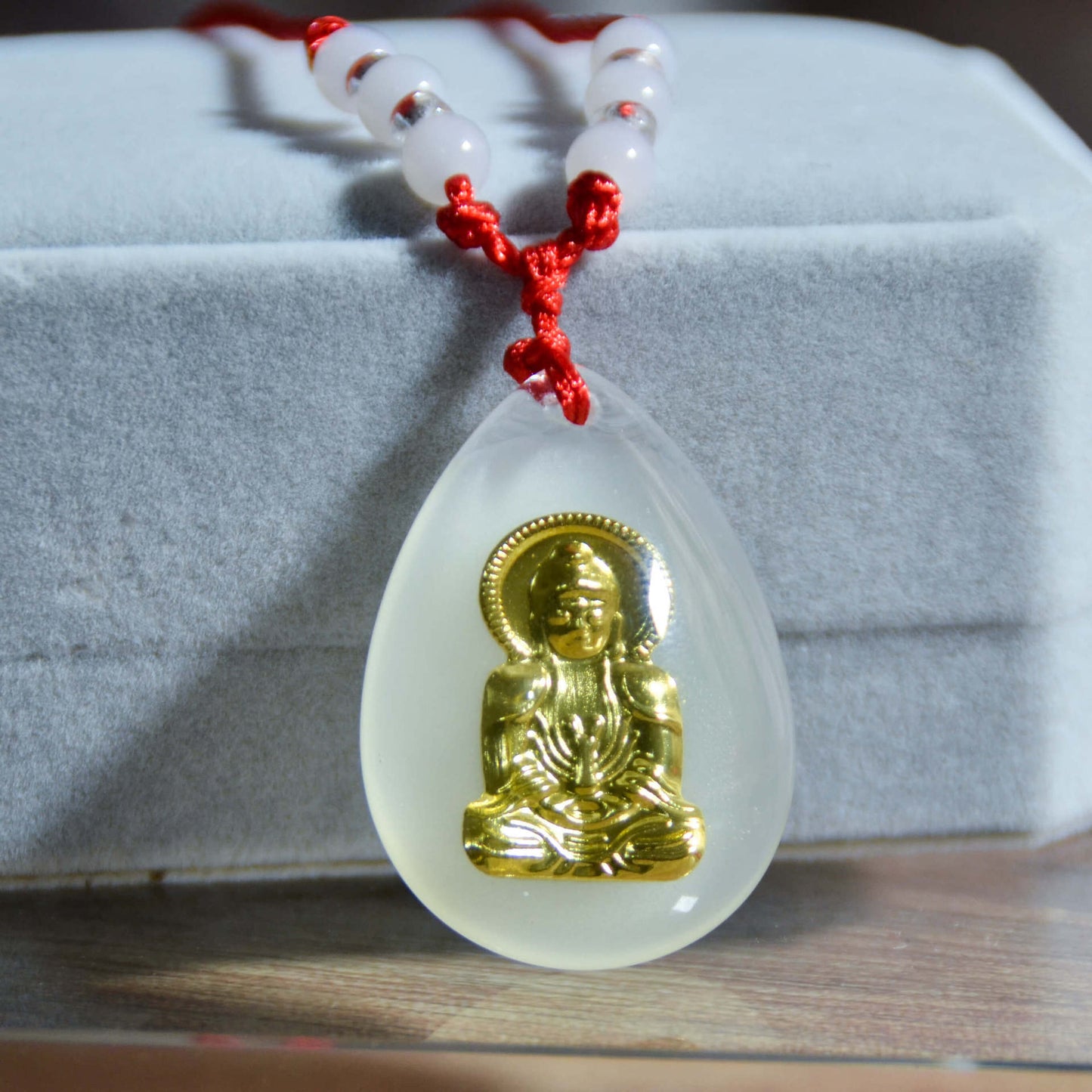 Zodiac Crystal Inlaid Exquisite Pearl Stall Necklaces