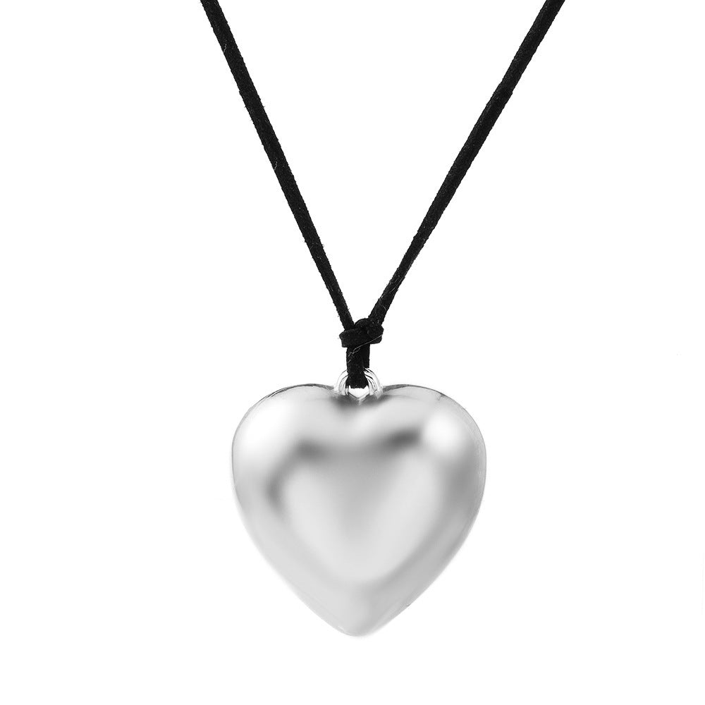 Women's Fashion Large Glossy Three-dimensional Love Thick Necklaces