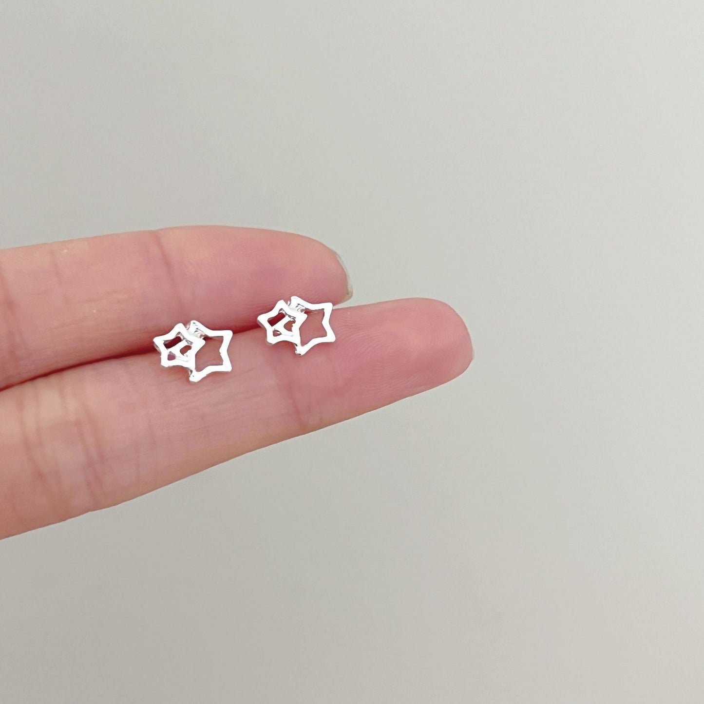 High-grade Bow Small Sier-plated Geometric Korean Earrings