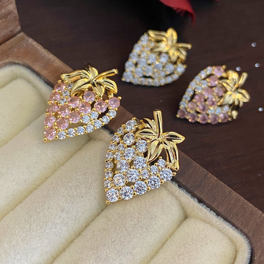 Women's Design Full Zirconium Strawberry Fashionable Temperament Sweet Personality Light Luxury Earrings