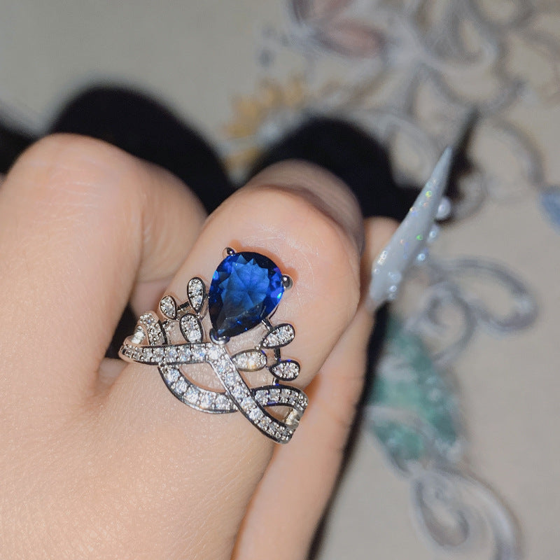 Water Drop Personality Yellow Diamond Crown Female Fashion Light Rings