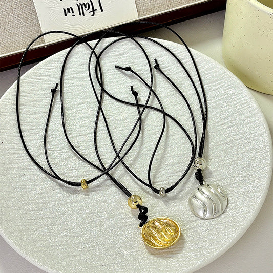 Women's Retro Round Alloy For Niche Fashion Sweater Necklaces