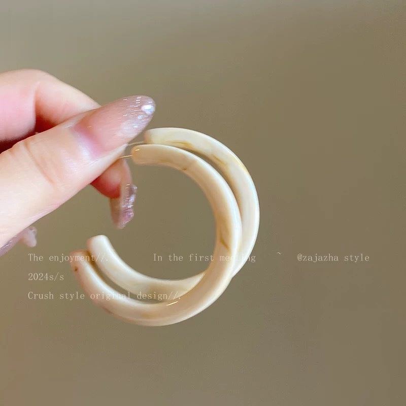 Amber Shaped Elegant Personalized Minority Simple Earrings