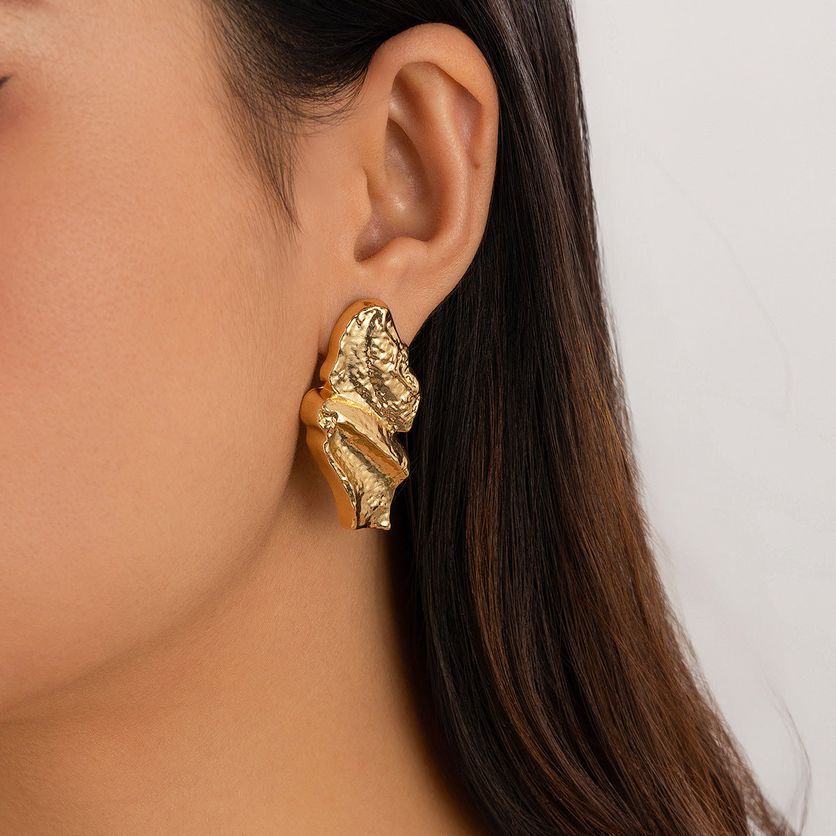 Ornament Irregular Twisted Geometric Alloy Simple Earrings