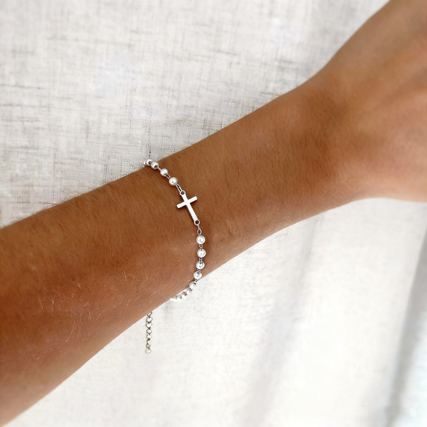 Women's Elegant Cross Pearl For Refined Simple Necklaces