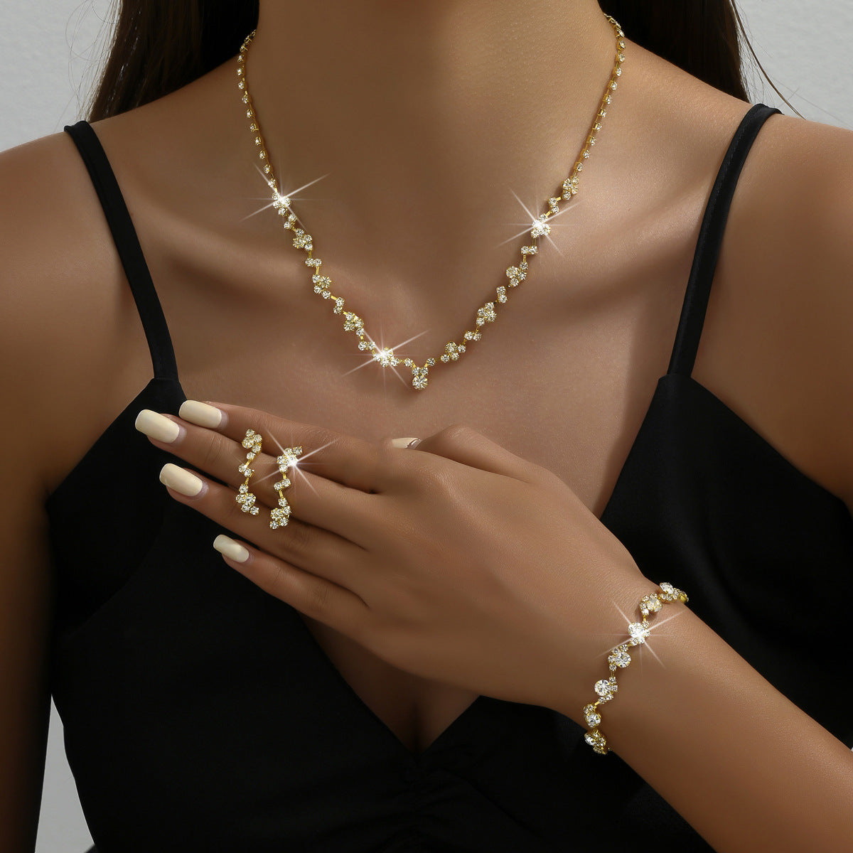 Casual Ear Three-piece Rose Gold Supply Jewelry Set