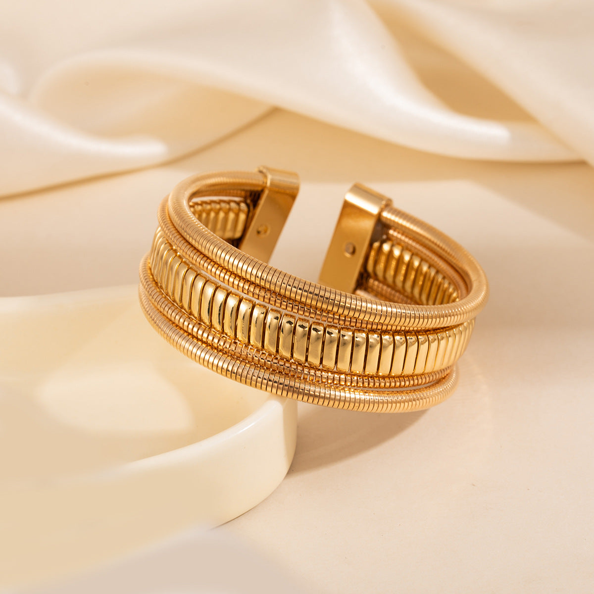 Women's Open-ended Exaggerated Personalized Winding Vertical Stripes Elastic Refreshing Bracelets