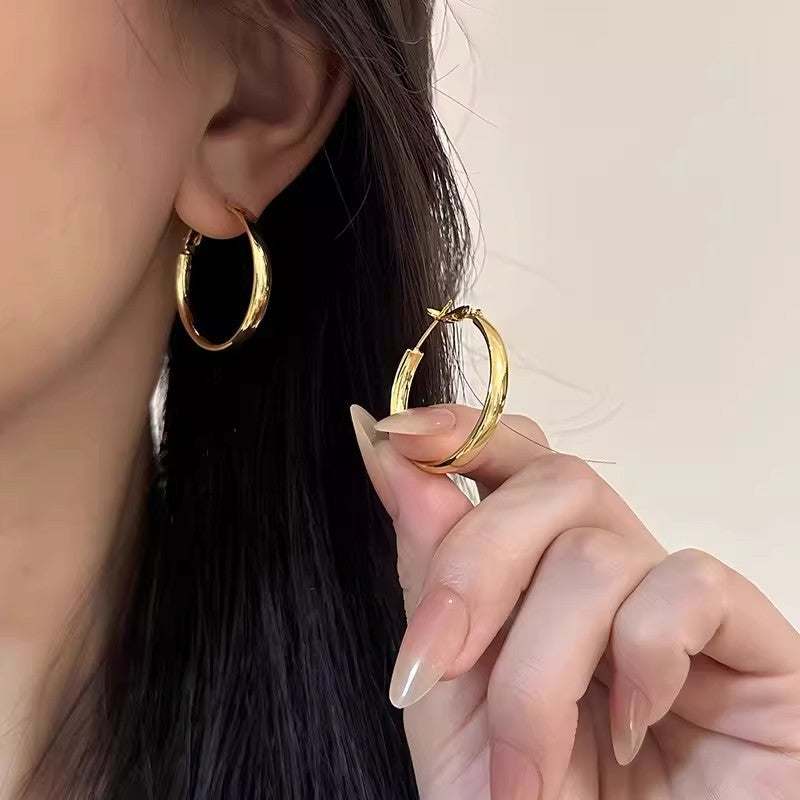 Women's Simple High-grade Big Circle Ear Exaggerating Rings