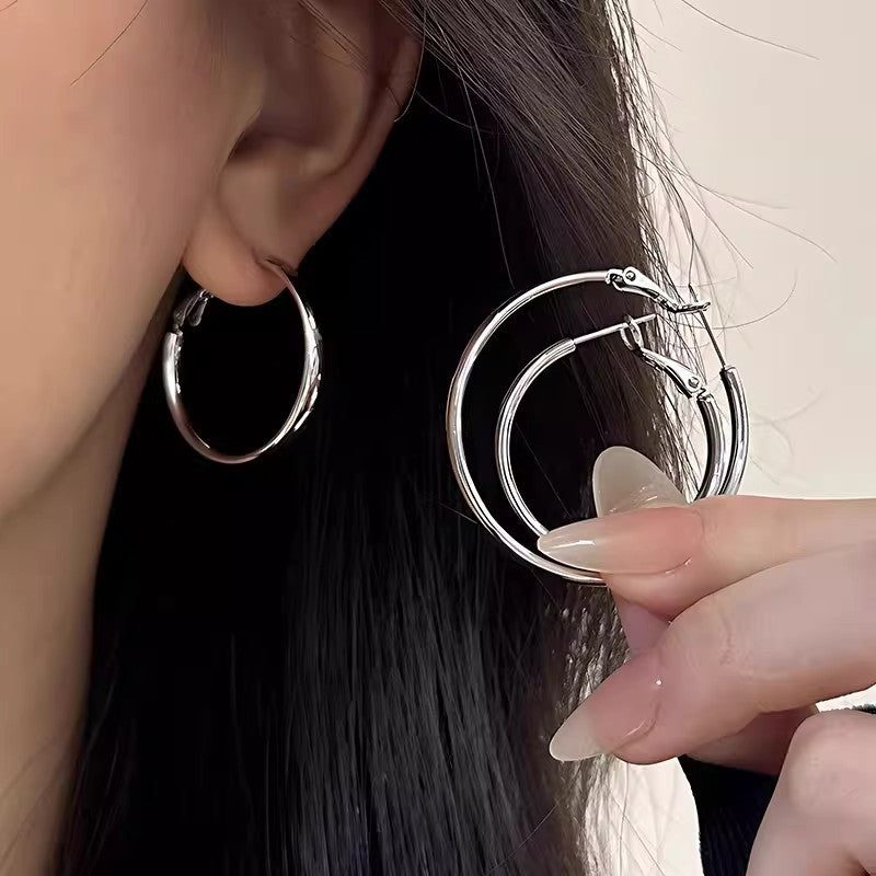 Women's Simple High-grade Big Circle Ear Exaggerating Rings