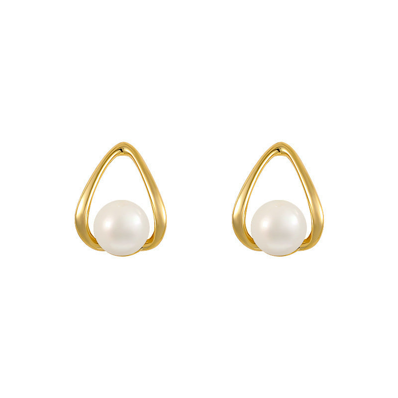 Women's Pearl Niche Design Frosty Style Trendy Earrings