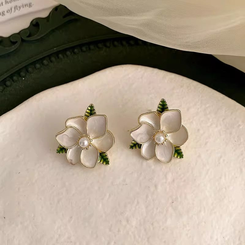 Women's Series Flower Vacation Style Niche High-grade Earrings