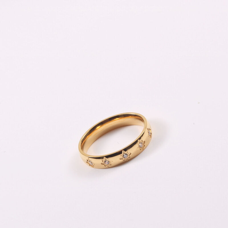 Inlaid Rhinestone Titanium Steel Gold Plating Rings