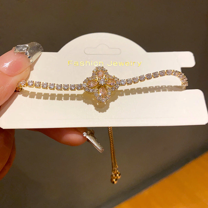 Pink Heart Diamond Flower Light Luxury Minority High Sense Fashion Bracelet