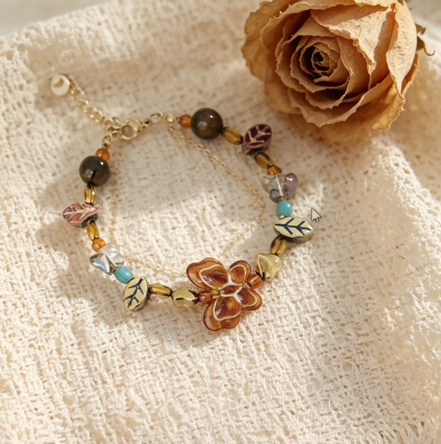 Women's Light Luxury Design Elegant Butterfly Beaded Exotic Ethnic Style Bracelet
