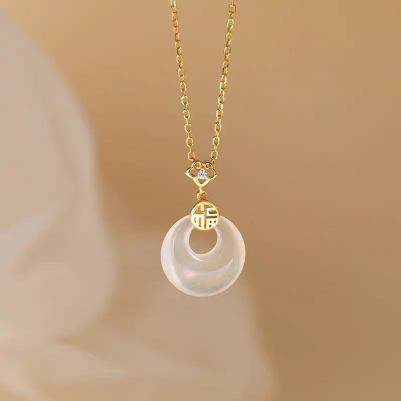 White Chalcedony Special Interest Light Luxury Sterling Necklaces