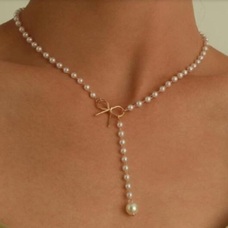 Women's Fashion Pearl Chain Light Luxury Temperament Pendants