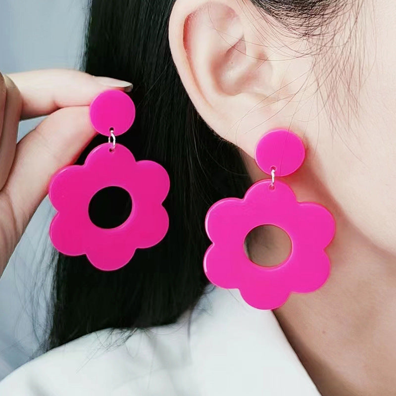Women's Cutout Acrylic Fashion Simple Style Sweet Earrings