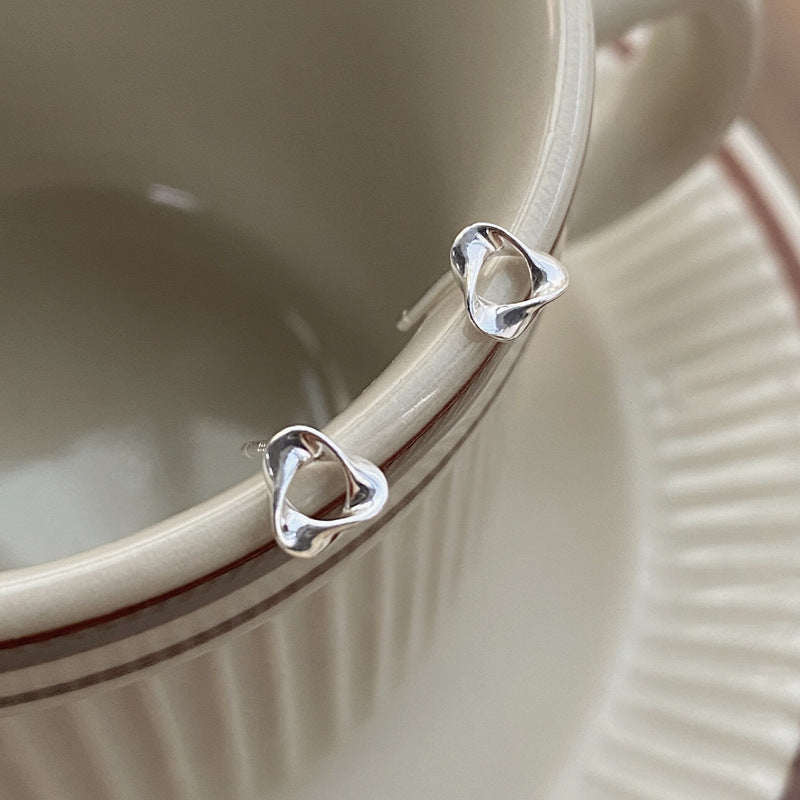 Women's For Simple Compact Love Heart Niche High Earrings