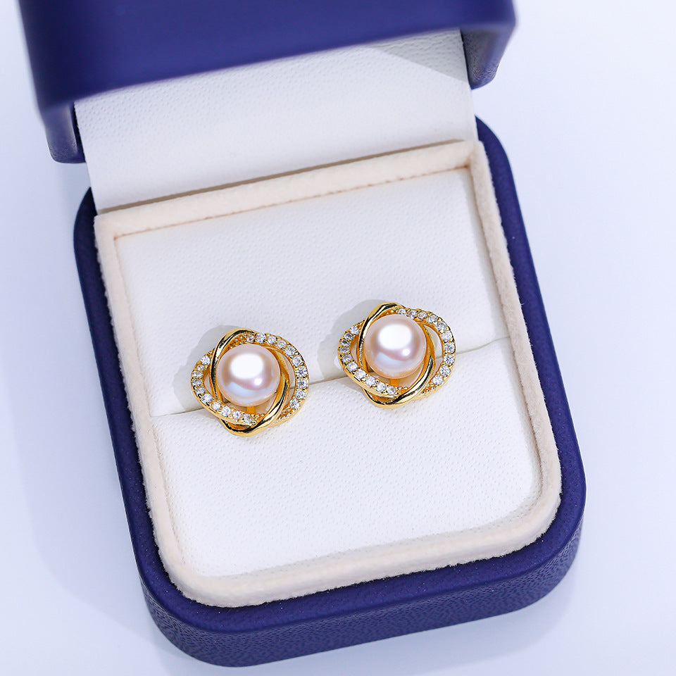 Women's Pearl Ear High-grade Square Simple Temperament Stud Earrings