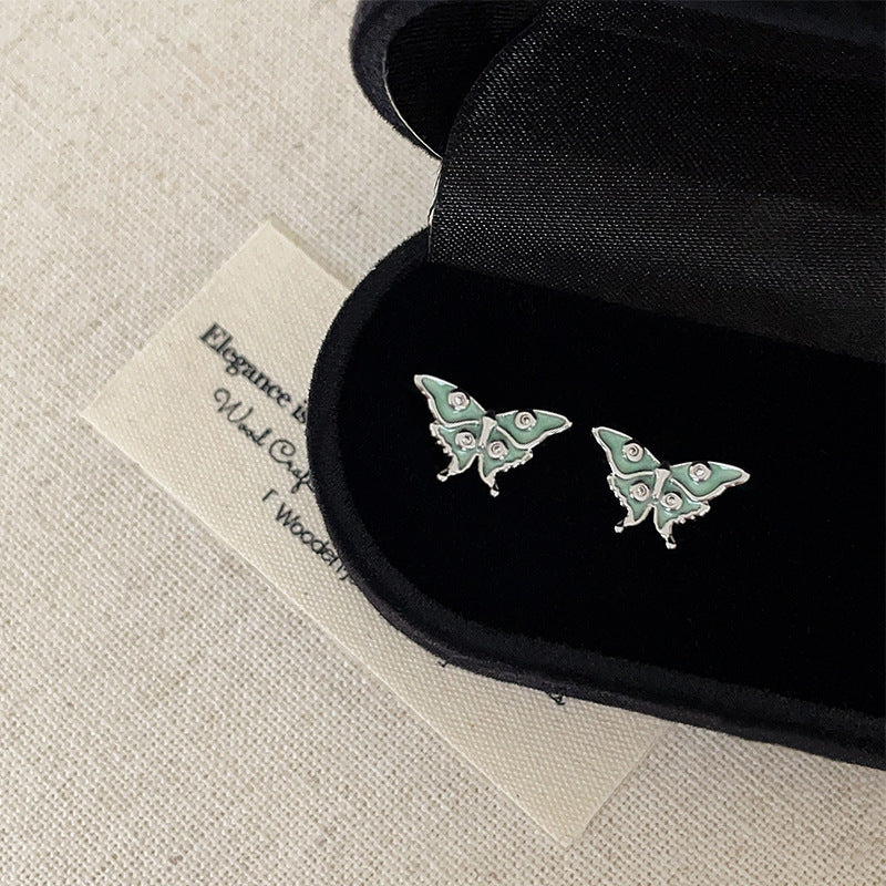 Women's Small Exquisite Butterfly Collection Simple Light Luxury Elegant Fashion Earrings