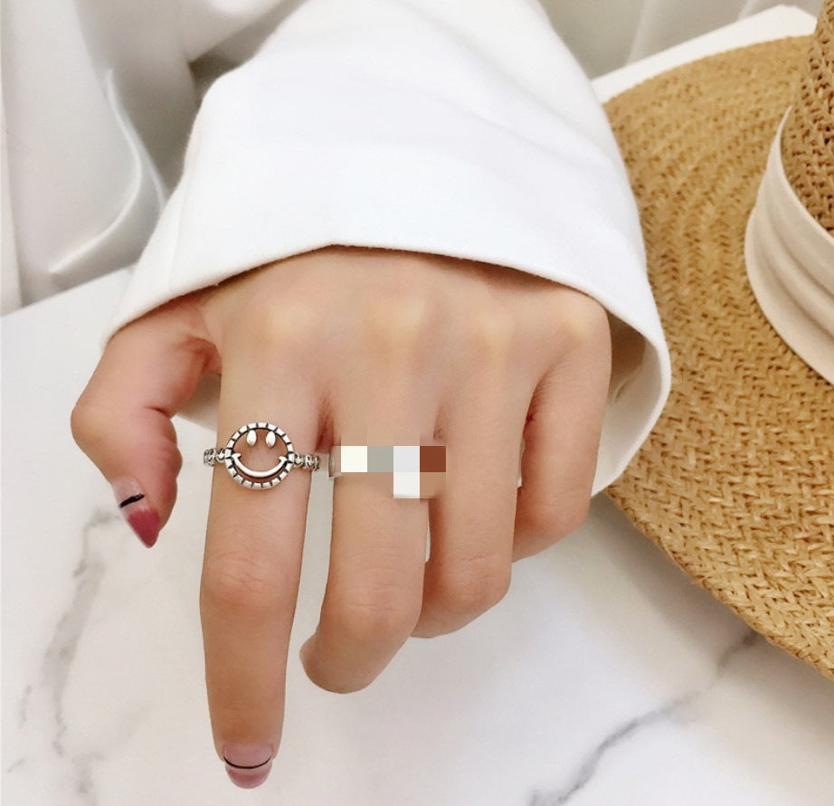 Ornament Vintage Female Cold Chain Simple Rings