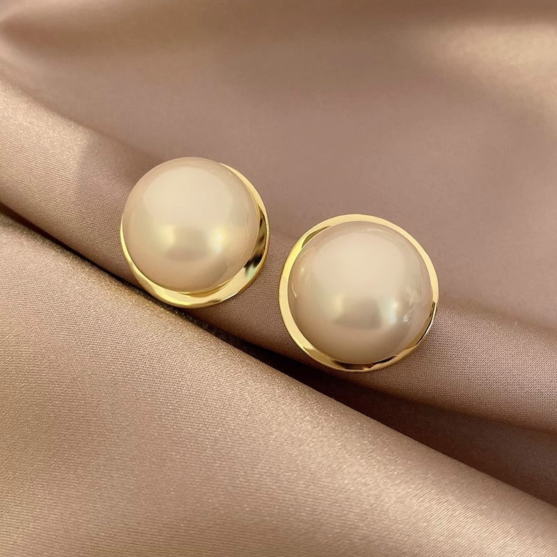 Korean Style High-grade Temperament Personalized Retro Light Luxury Earrings