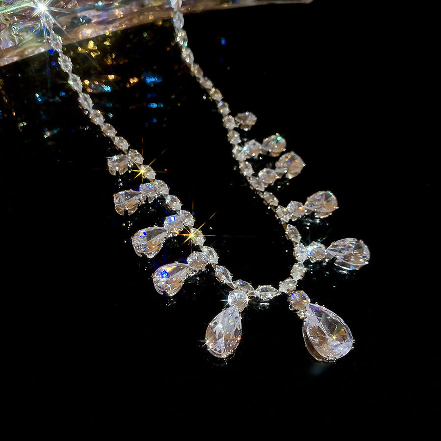 Drop Light Luxury Minority Clavicle Chain Palace Style Earrings