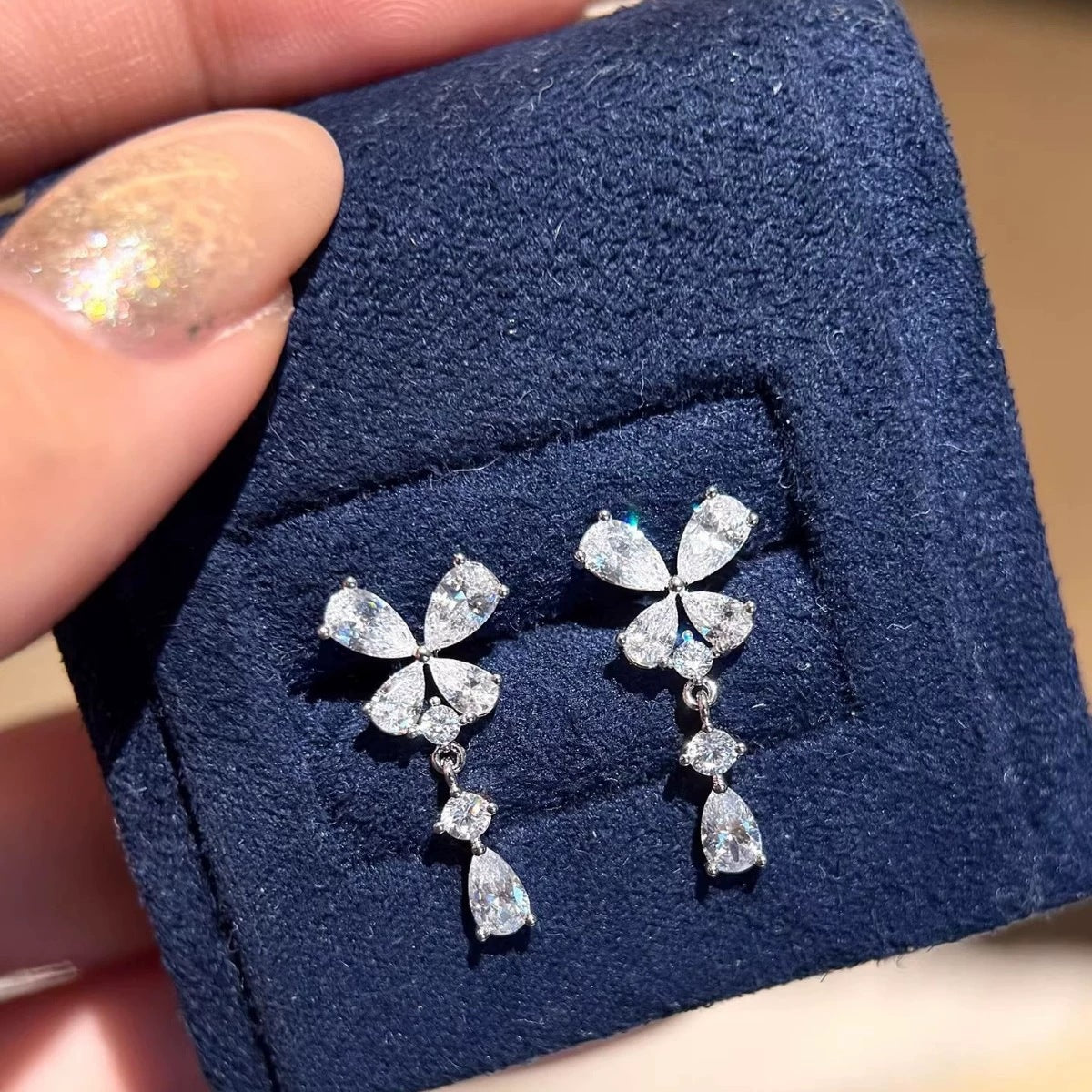 Women's Sier Needle Light Luxury Minority Pearl For Graceful Stud Earrings