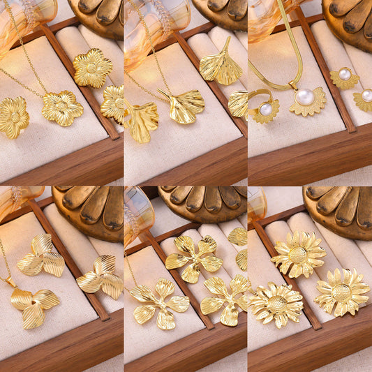 Women's French Stainless Steel Suite Light Luxury High-grade Jewelry Set