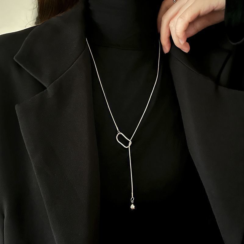 Women's Luxury Minority Ornament Geometric Sweater Chain Necklaces