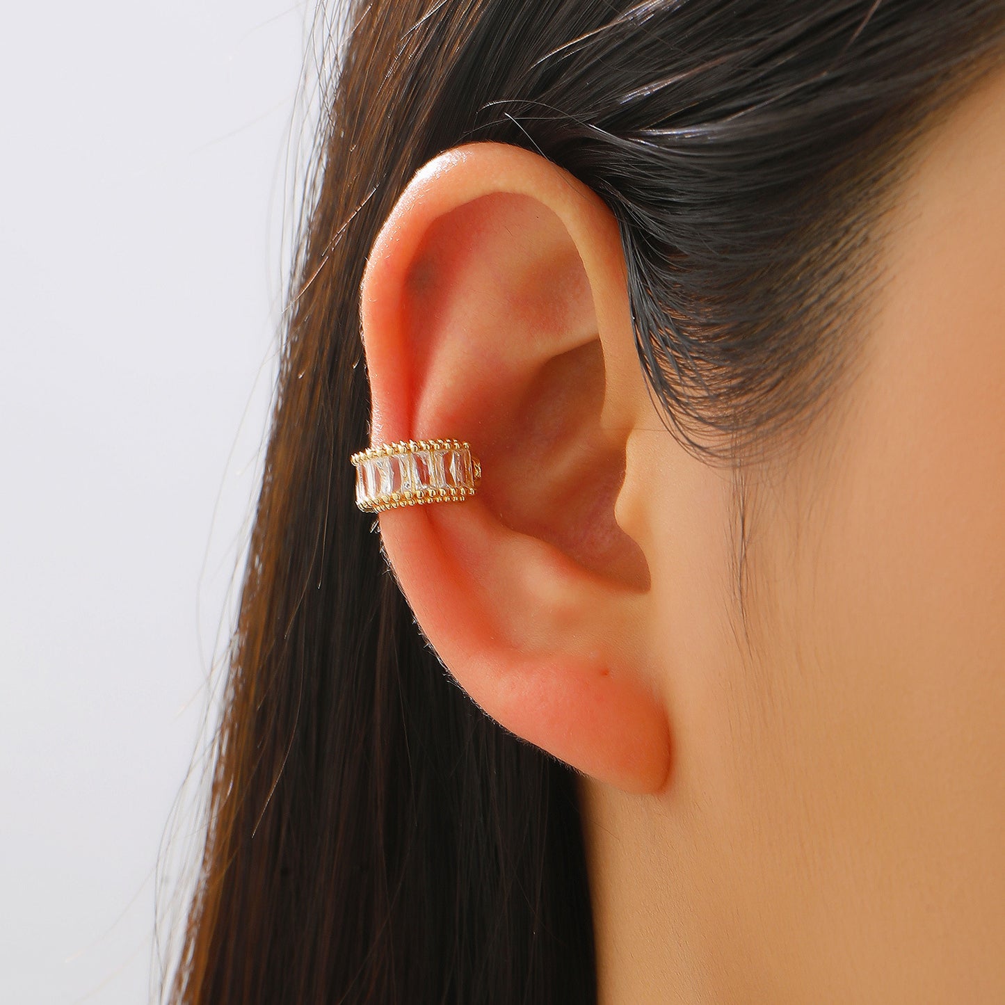 Luxury Fashion Copper Inlaid Zircon No Piercing Female Geometric Painless Ear Clip