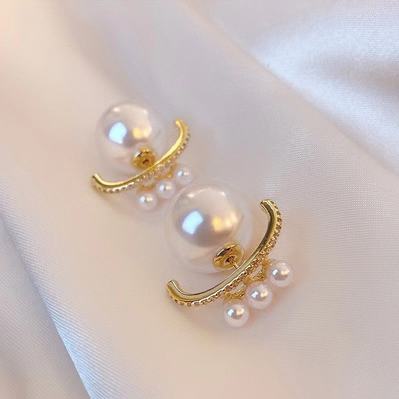 Women's Fashionable Design Elegant Generous High-grade Light Earrings
