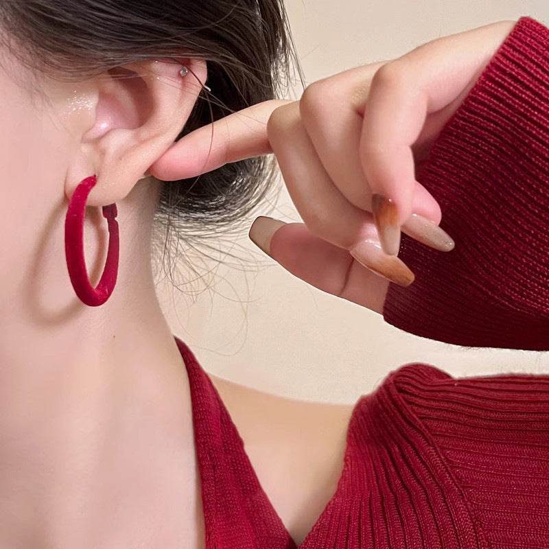 Women's Flocking Big Ear Retro Atmosphere Design Earrings