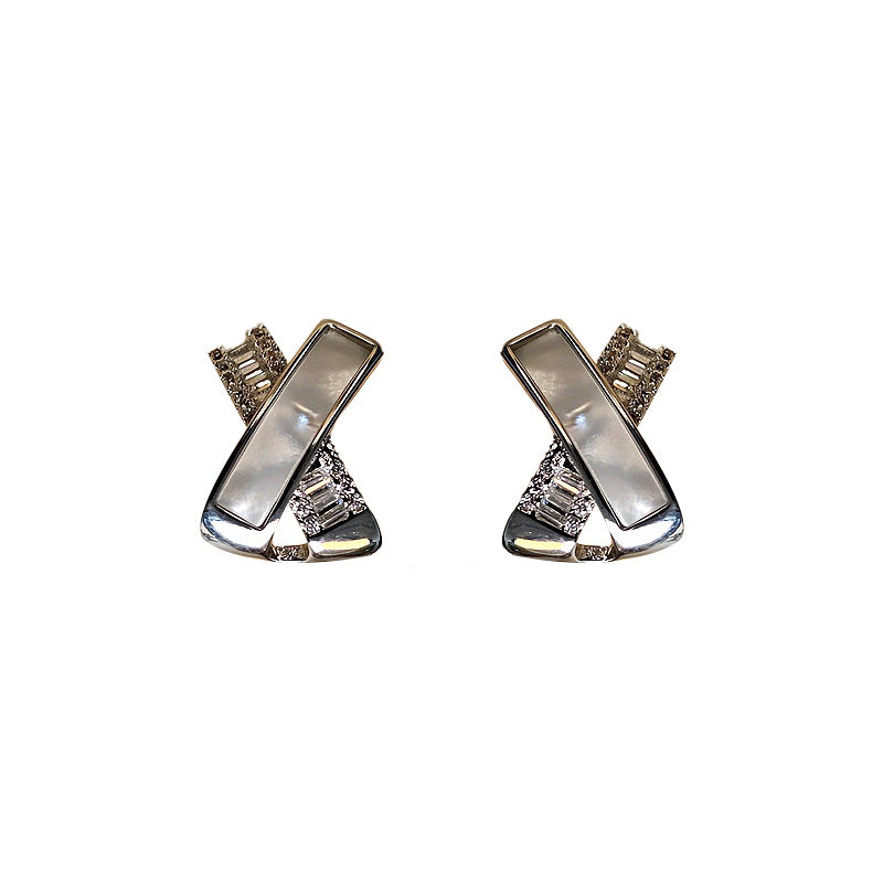 Entry Lux Style Cross Fritillary Zircon Earrings