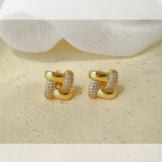 Needle Korean Style Retro Exquisite Elegant Three-dimensional Square Earrings