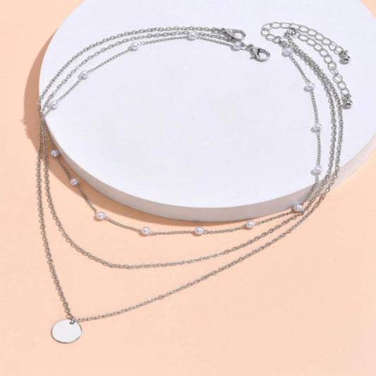 Women's Imitation Pearl Simple Fashion Round Street Shooting Necklaces