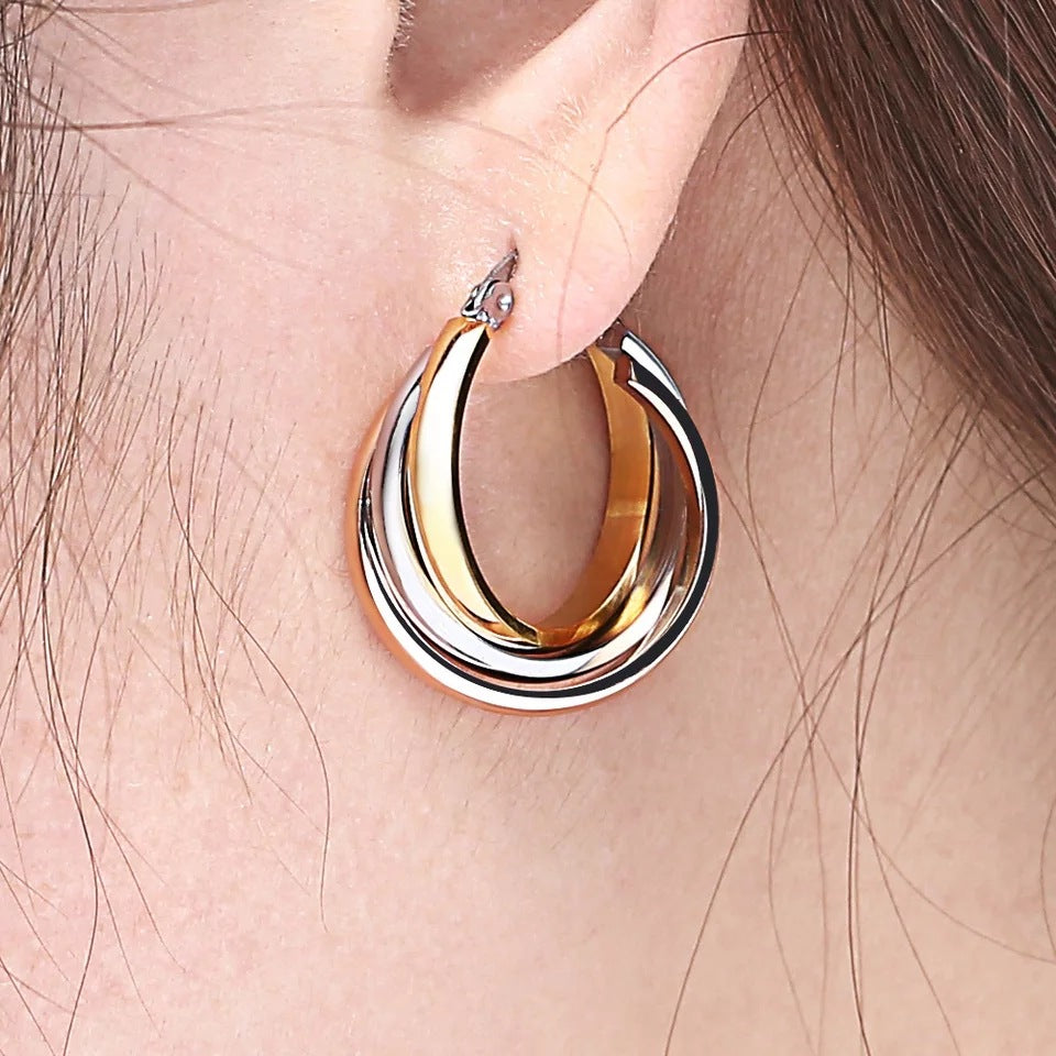 Steel Three-ring Overlapping Gold Fashionable Temperamental Round Earrings