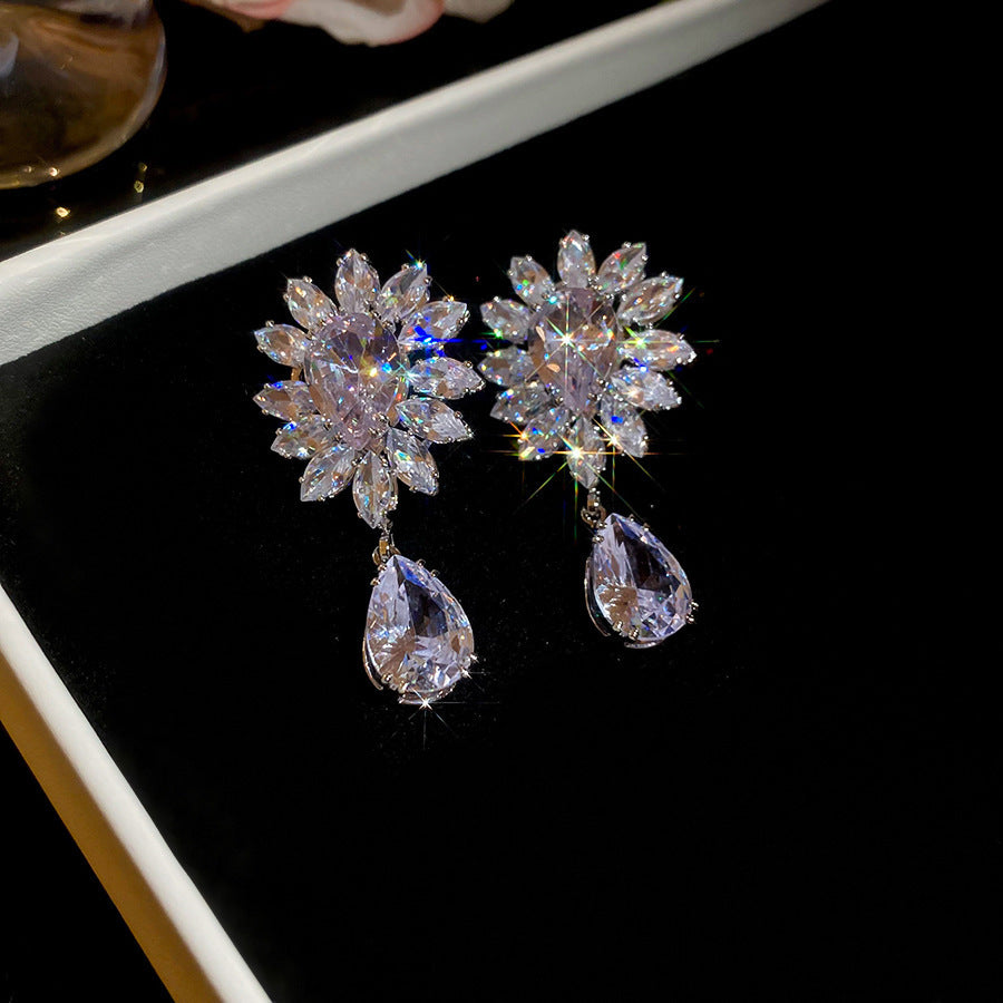 Drop Light Luxury Minority Clavicle Chain Palace Style Earrings
