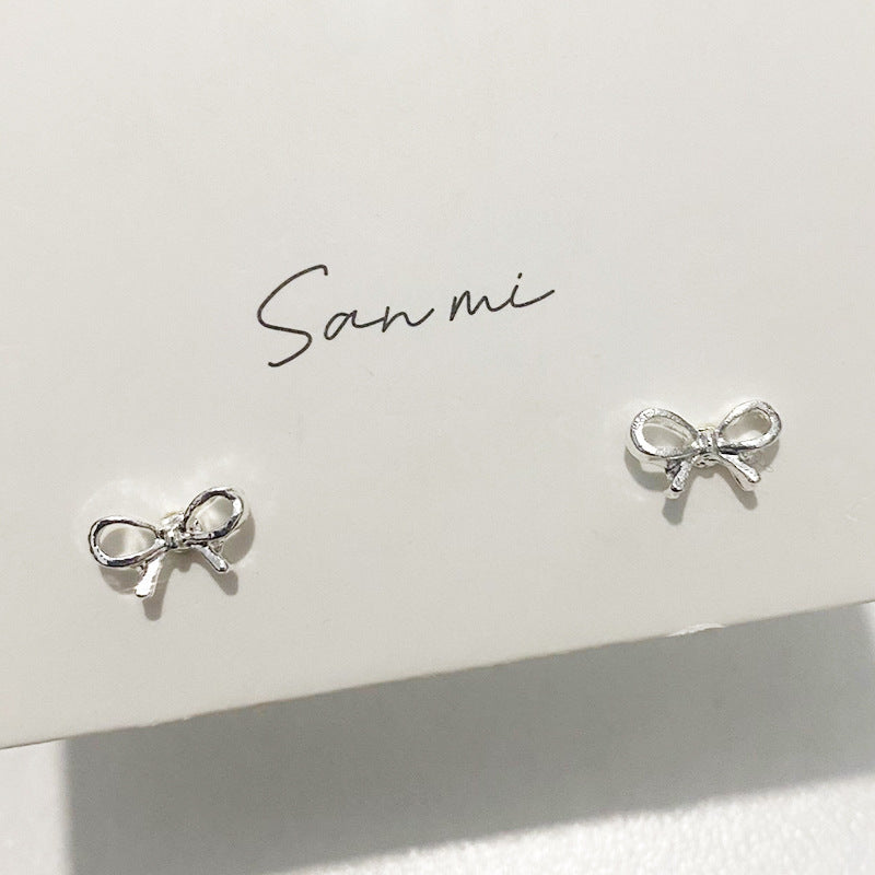 Fresh Plain Sier Plated Bow Female Small Simple Stud Earrings