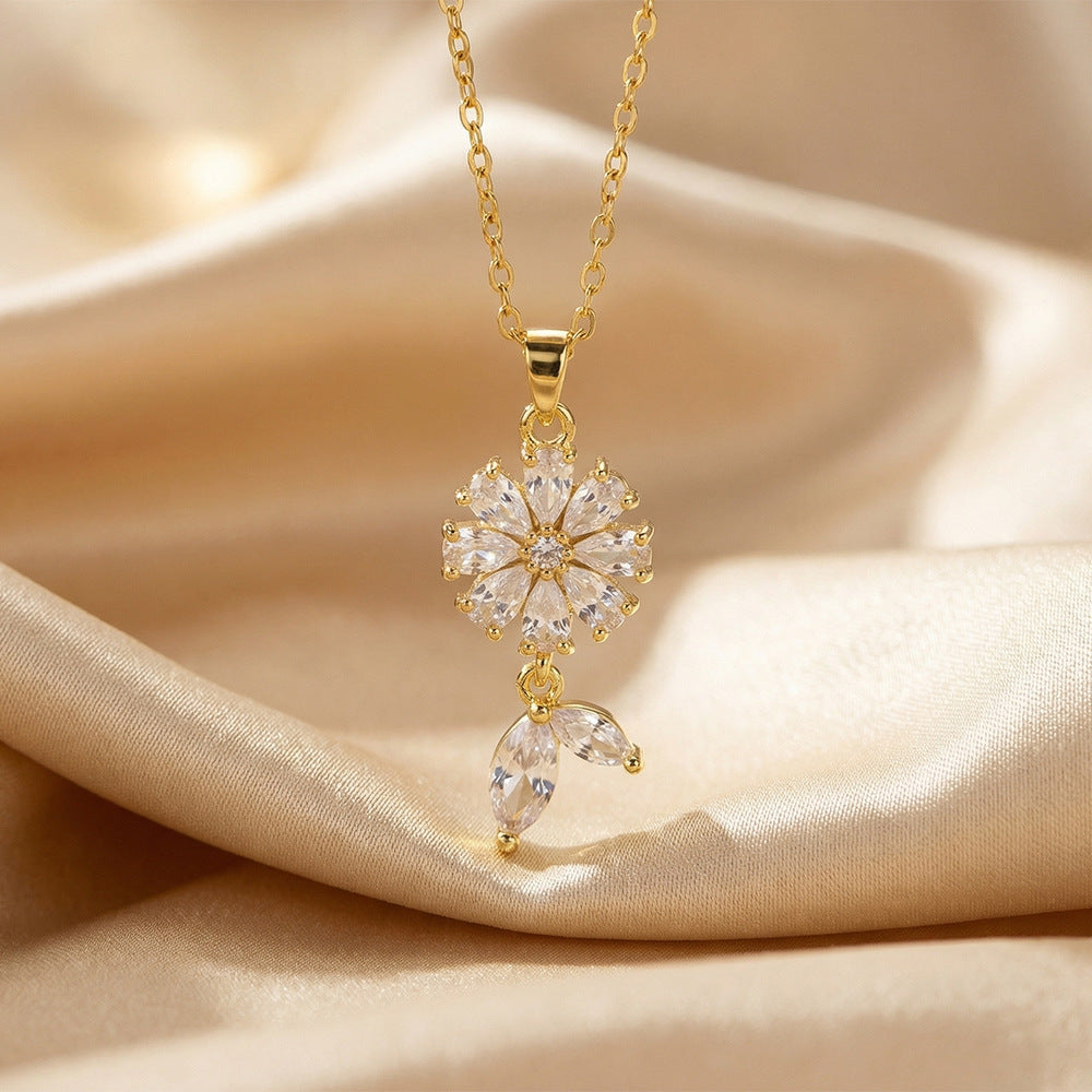 Women's Minority Graceful Gold No Fading Clavicle Necklaces