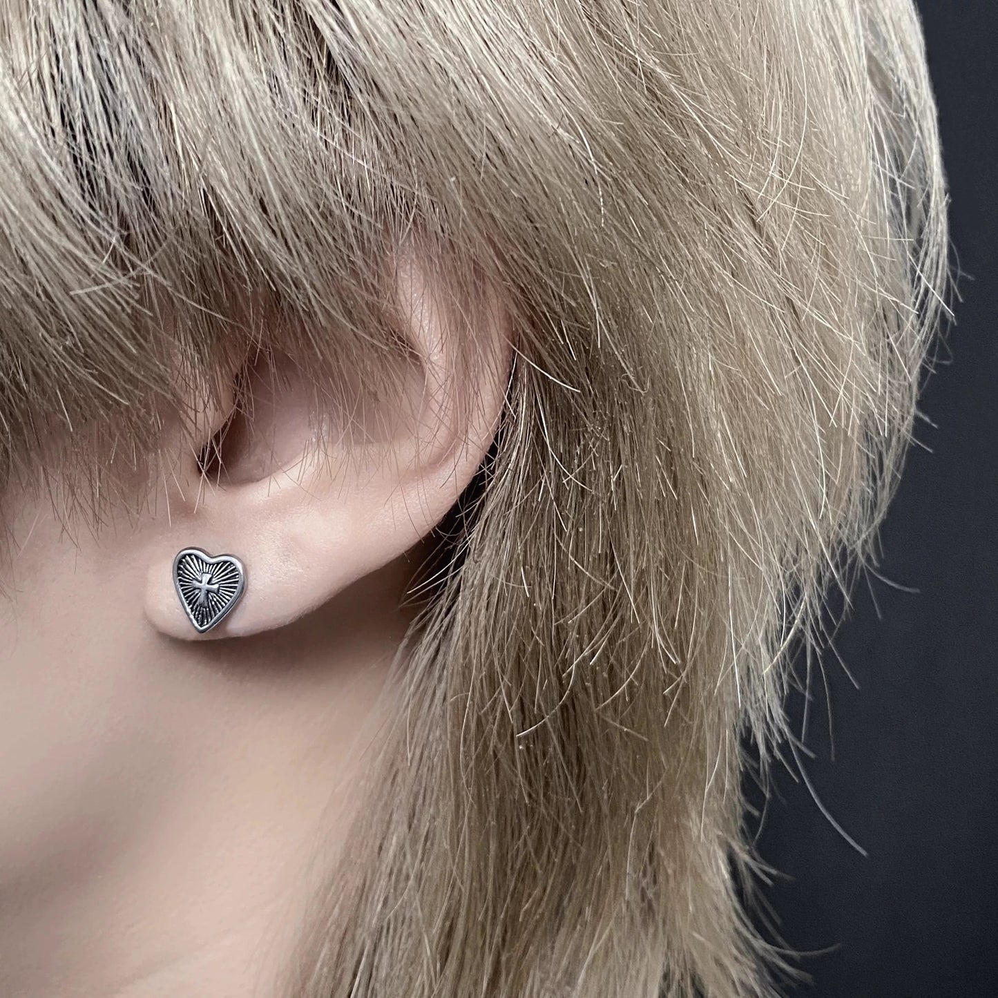 Women's & Men's Heart-shaped Oil Dripping Cross Ear Bone Retro Personality Rings