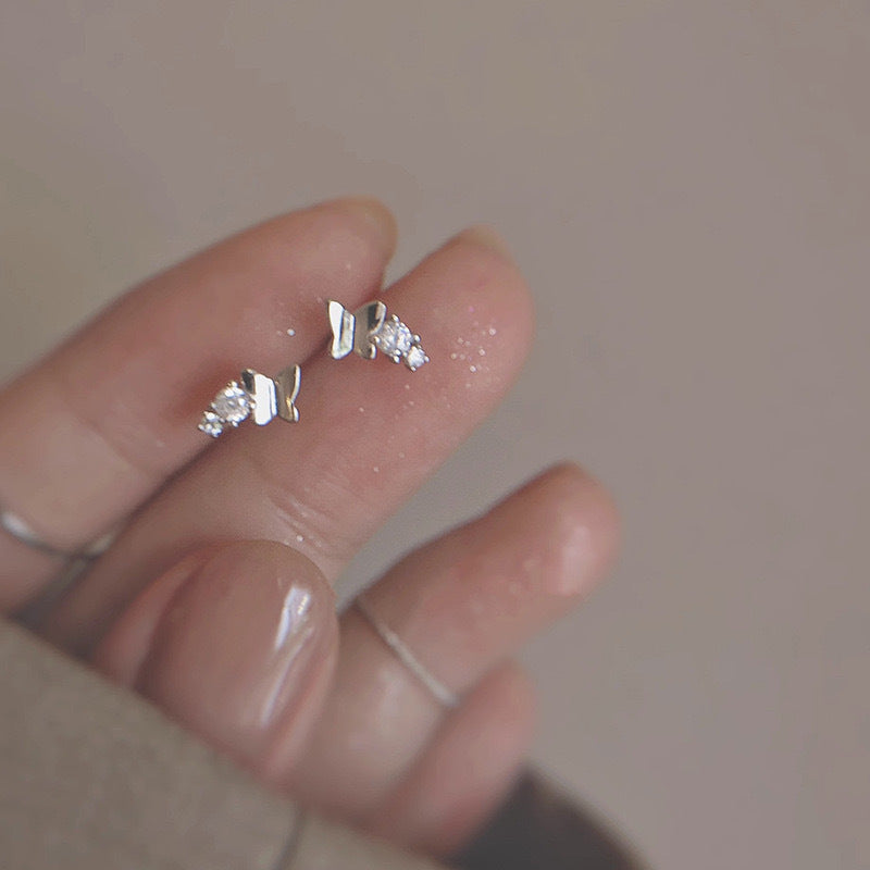 Women's Mini Butterfly Diamond For Simple Light Earrings
