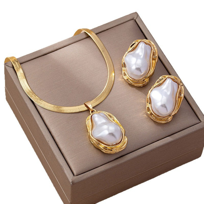 Snake Chain Retro Baroque Pearl Single Pendants