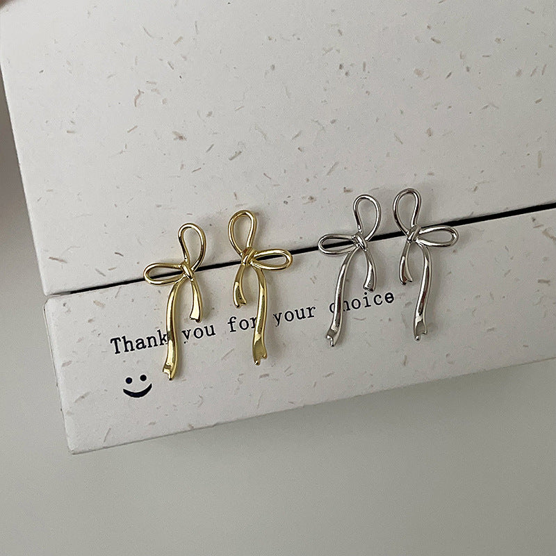 Women's Ribbon Metal Bow Simple Elegant Sweet Earrings